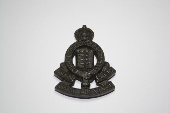 Royal Army Ordnance Corps WW2 Economy Plastic Cap Badge