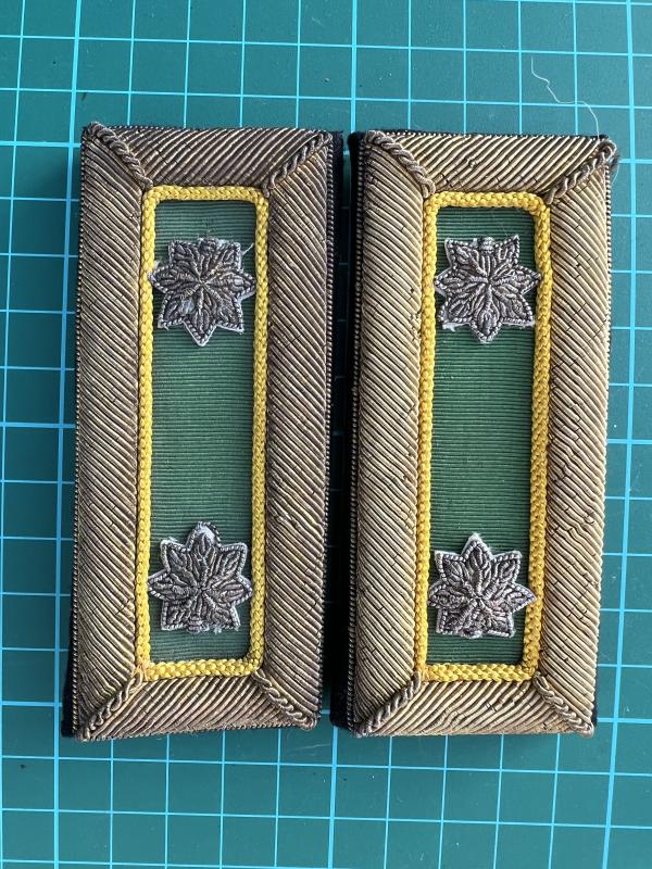 US Military Police Lieutenant Colonel Shoulder Boards