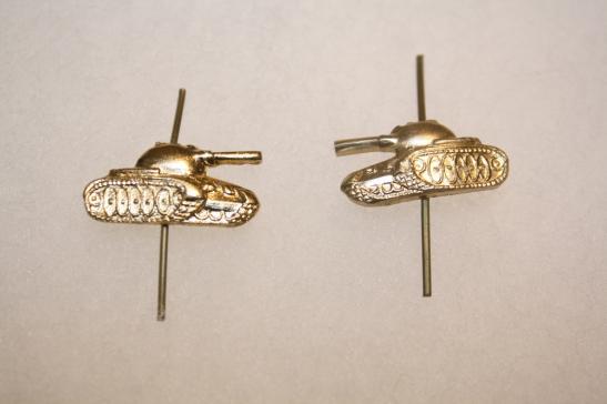 Russian Armour Pair Collar Badges Type 2
