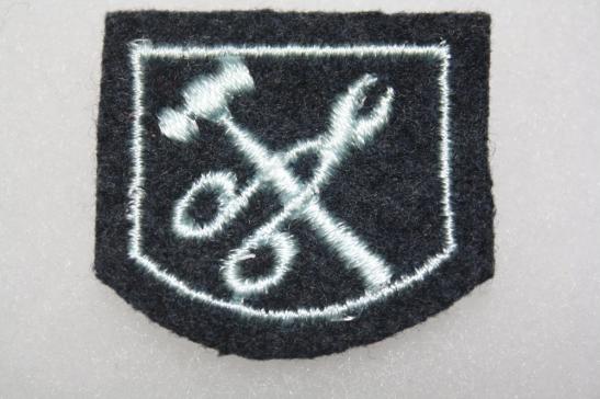 Royal Canadian Air Force (RCAF) Metal Workers Trade Badge