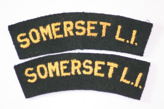 Somerset Light Infantry Shoulder Titles Mint Matched Pair