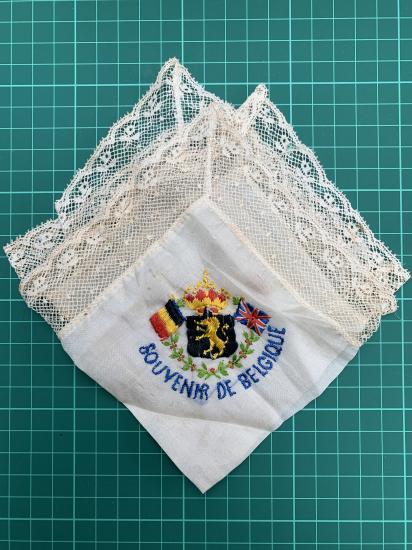 Silk ladies handkerchief Souvenir of Belgium
