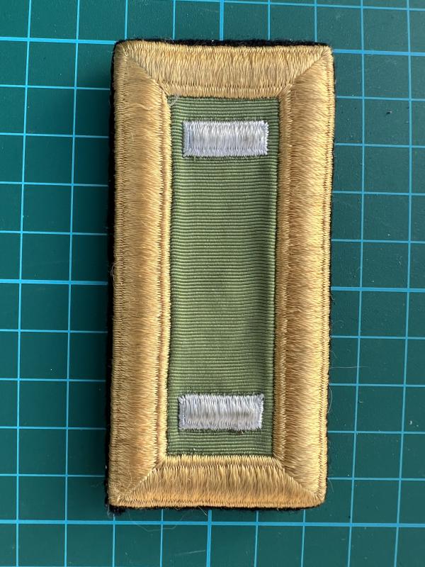 US Army 1st Lieutenant Female Military Police Shoulder Board