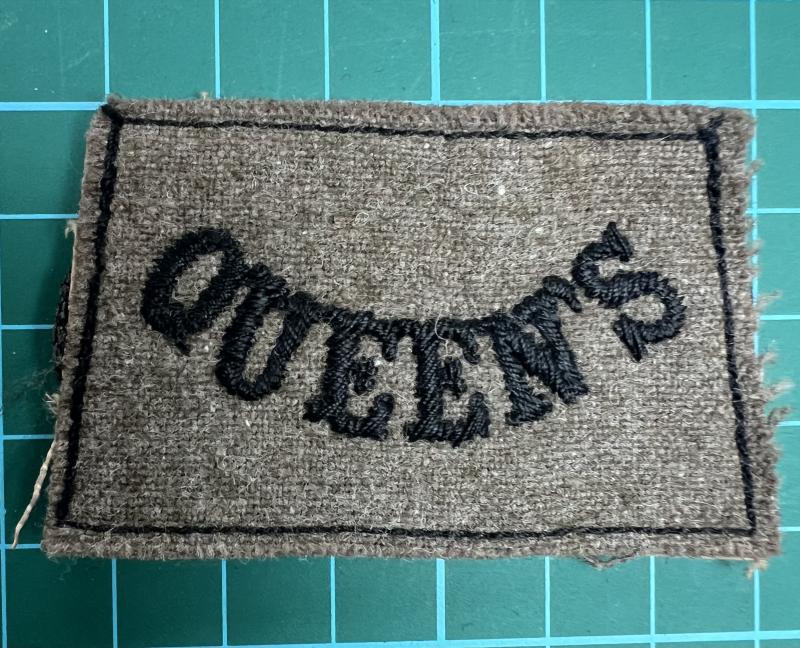 WW2 Queen’s Regiment Slip on Shoulder Title