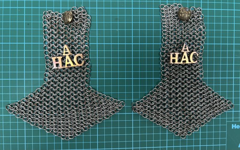 Honourable Artillery Company A Battery Chain Mail Shoulder Boards