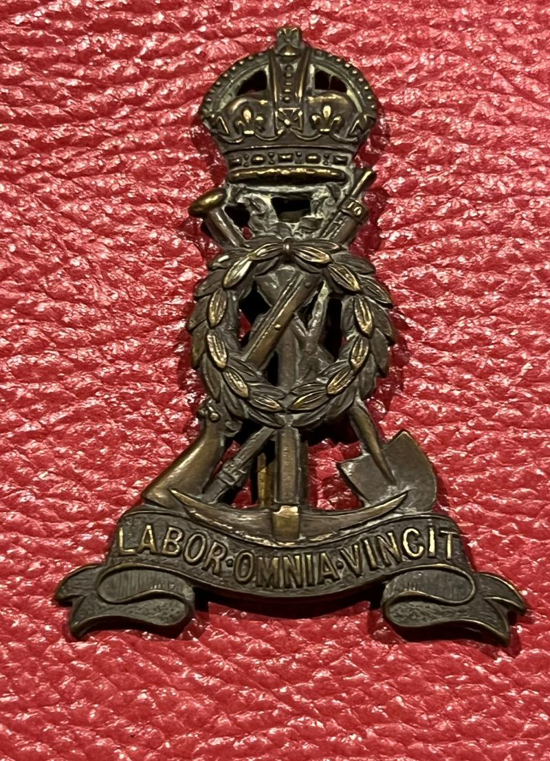 Pioneer Corps OSD Cap Badge KC