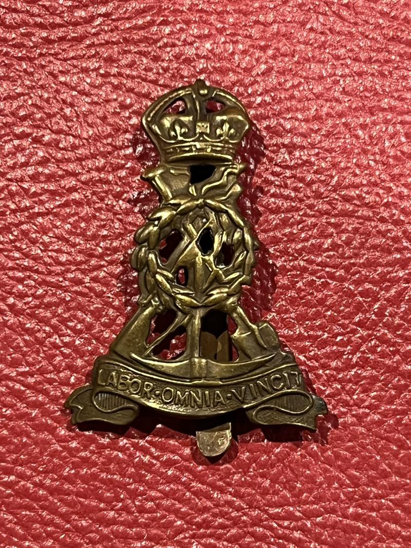 Pioneer Corps KC Cap Badge