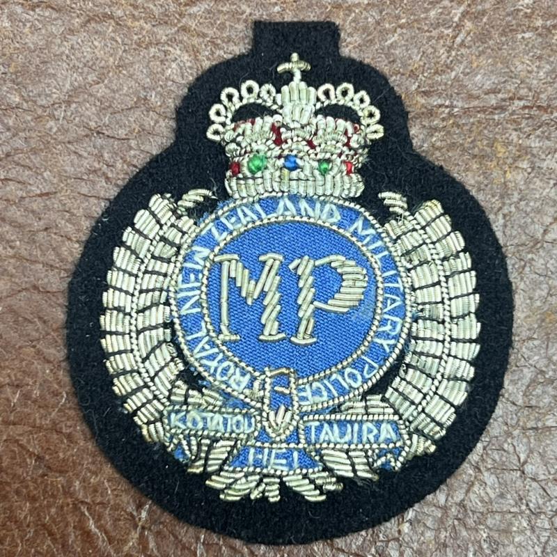 New Zealand Royal Military Police Officers Bullion Cap Badge