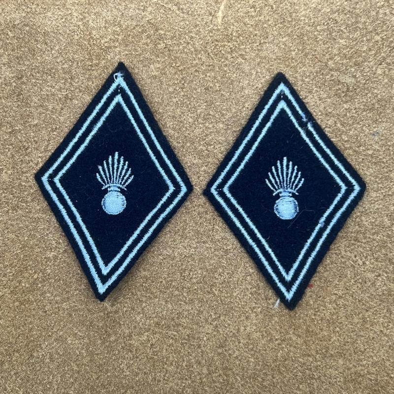 France, French Hussar Troop Pair