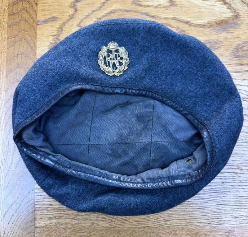 Royal Air Force Serge Beret & Brass Kings Crown Badge